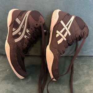 Asics Kids Sneakers in Black and White